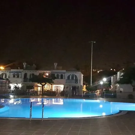Bungalow Play Mar דירה *